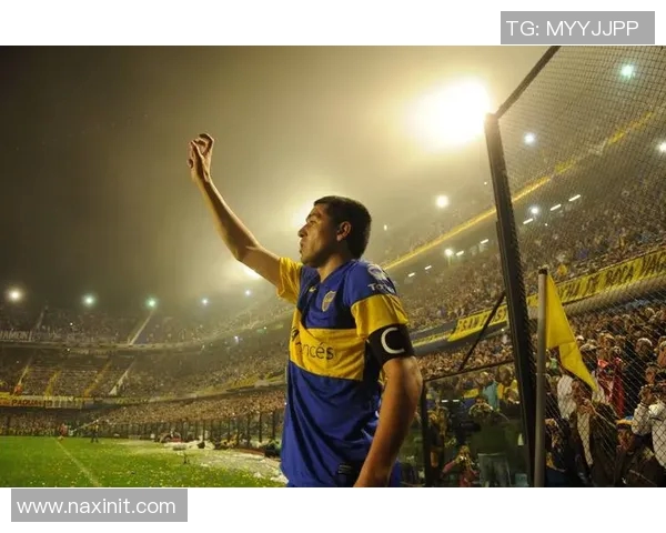 足球明星卡里姆全名揭秘及其在足球界的辉煌成就与影响力分析 足球明星卡里姆全名揭秘及其在足球界的辉煌成就与影响力分析