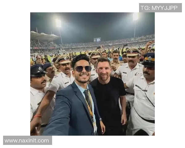 印度足球明星时尚穿搭解析展现个性与风格的完美结合